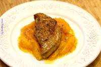 <span>Foie gras</span> z karmelizowanymi morelami