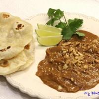 Kurczak w czekoladowym sosie mole