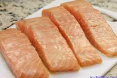 Łosoś w stylu nowoorleańskim (blackened salmon)