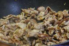 Wieprzowina z grzybami mun