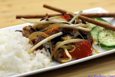 Wieprzowina z grzybami mun