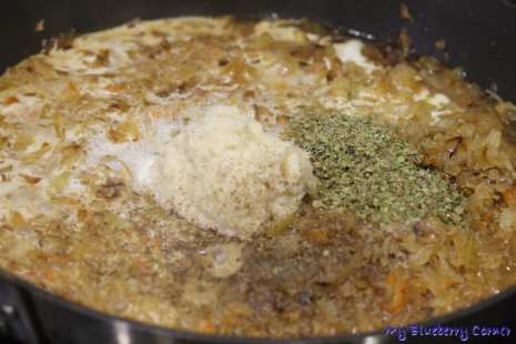 Wielkanocne danie z kiełbasą