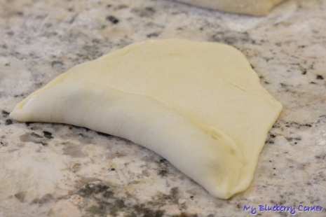 Słodkie bułki z rabarbarem