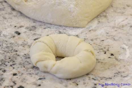 Słodkie bułki z rabarbarem